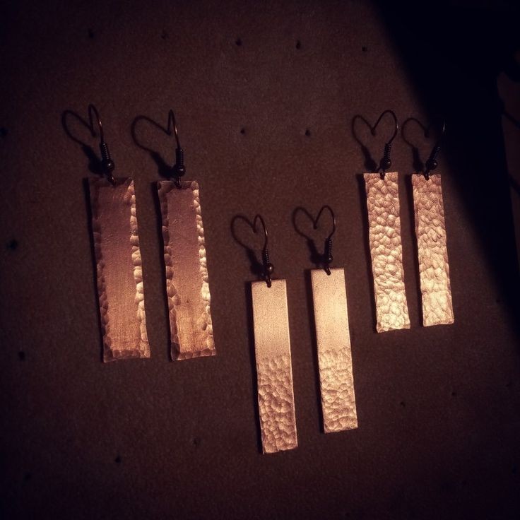 Plain Hammered Copper Earrings - 1